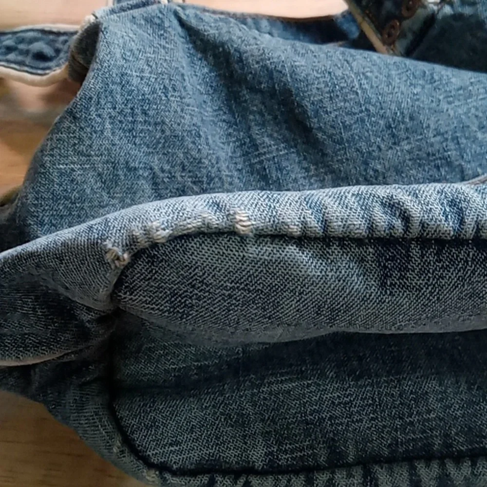 (136) Tilt small denim purse - Picture 4 of 7